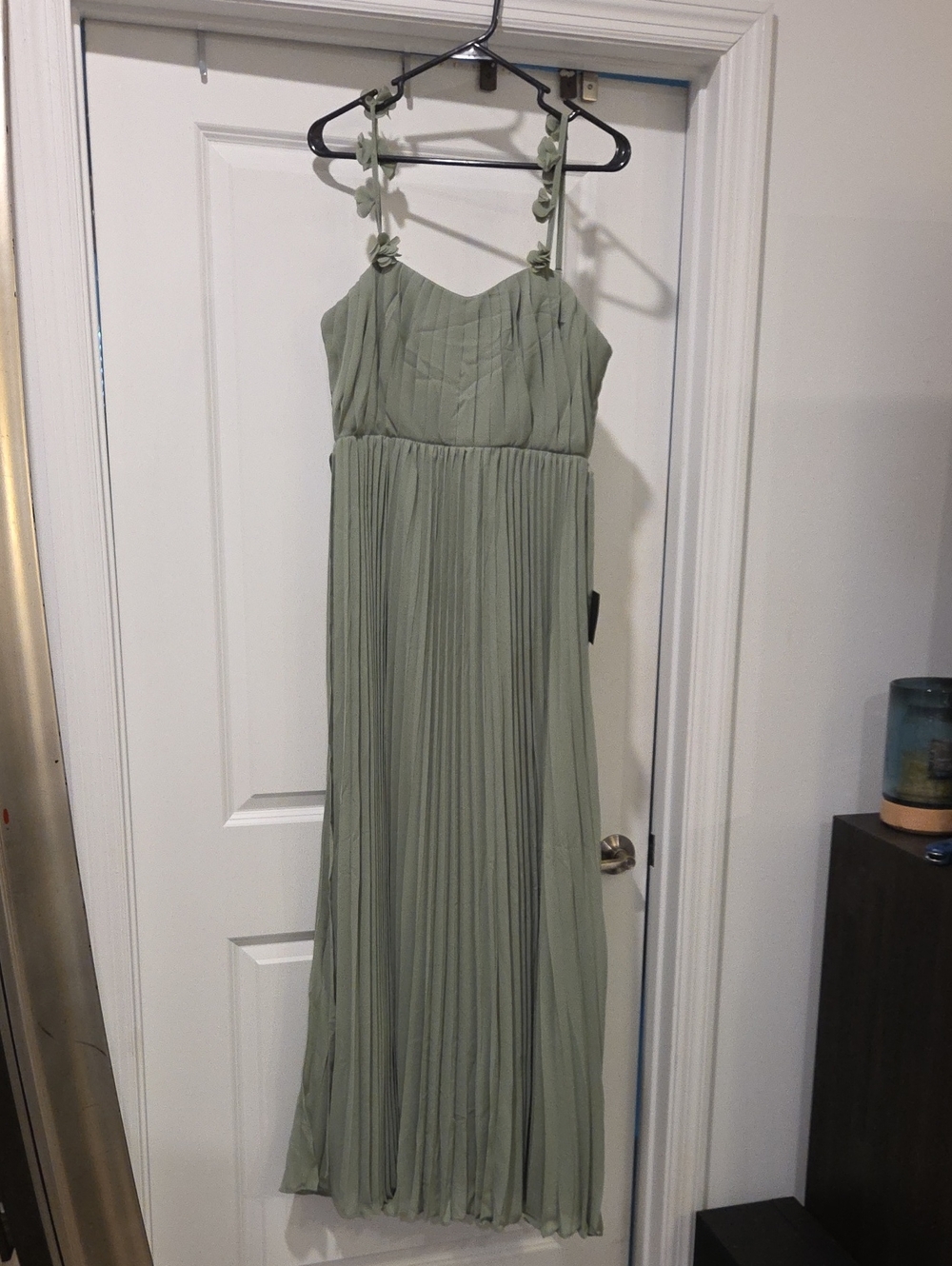 Lulus Hera Sage Pleated Floral Applique Maxi Dress Green - Size M - Picture 7 of 16